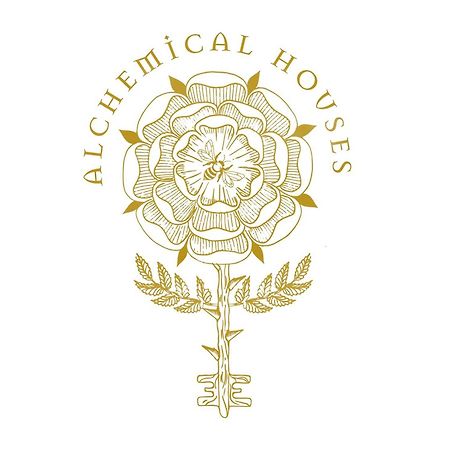 House Of Magic - Due Torri Apartment Bologna Exterior photo
